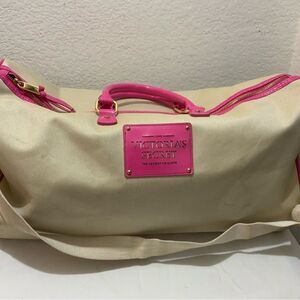 Victoria's Secret XL Duffle Weekender Bag Beige Pink 22”x11”x10”